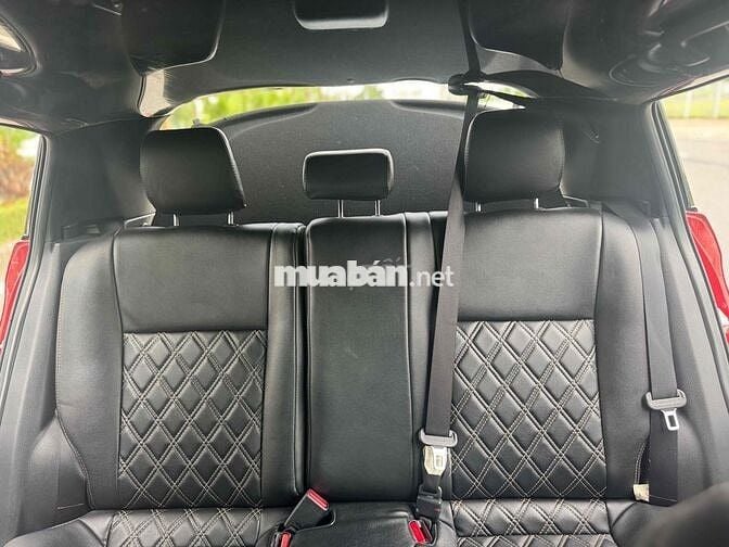 Toyota Yaris 2015 1.3G - nhập Thái