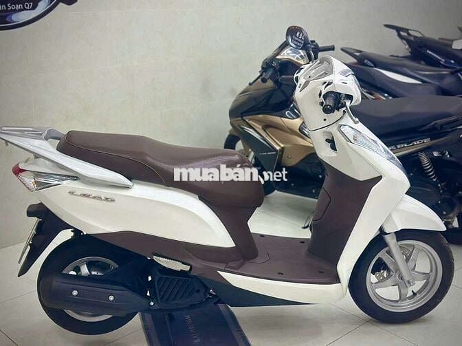 Đưa trước 12 củ nhận xe về đi