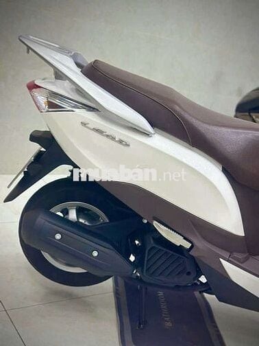 Đưa trước 12 củ nhận xe về đi