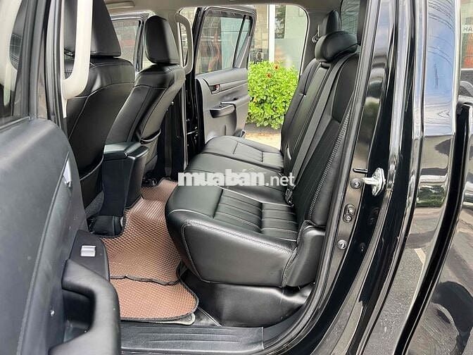 Toyota Hilux 2021 2.4E 4x2 AT - 630000 km