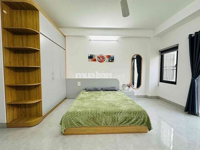 Phòng 40m2, ban công lớn, Phan Xích Long, Phú Nhuận, gần Q1, Q3
