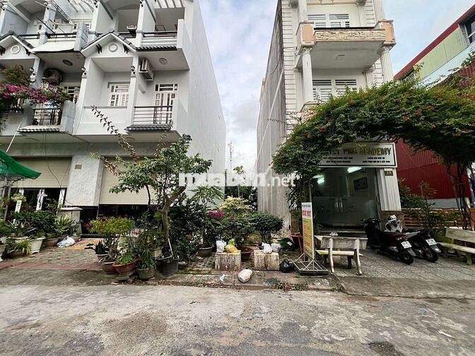 BÁN NỀN ĐẸP - ĐƯỜNG B17, KDC HƯNG PHÚ 1