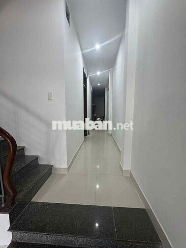 🏩 Cho thuê nhà 2 tầng mt đường Nguyễn Xí, 100m2, 12tr
