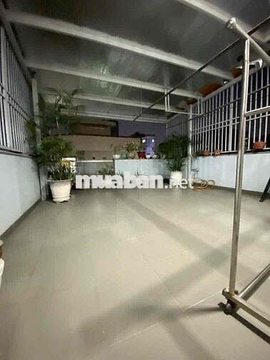HXH Thông PHAN VĂN TRỊ .Diện tích rất lớn .