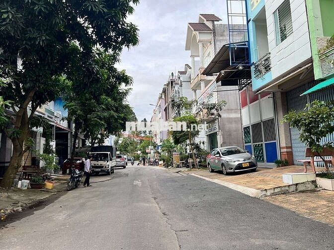 BÁN NỀN ĐẸP - ĐƯỜNG B17, KDC HƯNG PHÚ 1