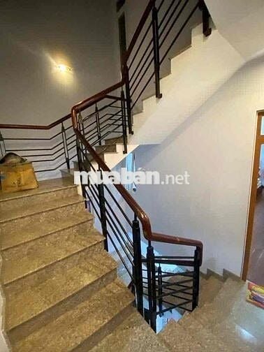 HXH Thông PHAN VĂN TRỊ .Diện tích rất lớn .