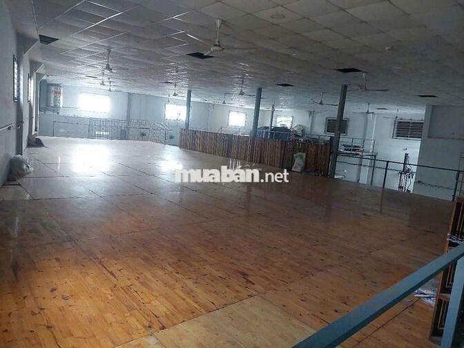 KHO,XƯỞNG CHO THUÊ ĐƯỜNG NGUYỄN VĂN QUÁ DT 700M2 gồm gác giad 60tr