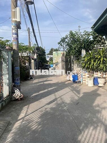 Nhà 100m² 5x20m cấp 4 Đông Thạnh Hóc môn giá rẻ 3.5 tỷ