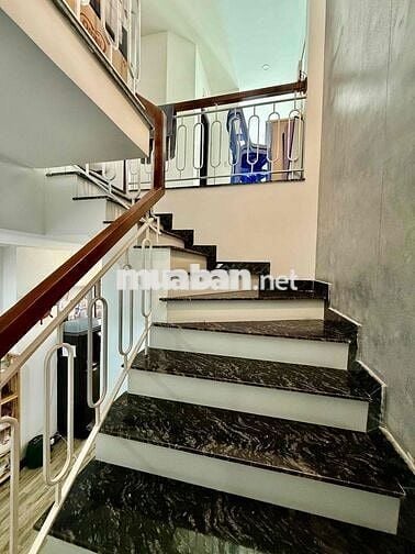 bán nhà 2 tầng kiệt nguyễn huy tưởng