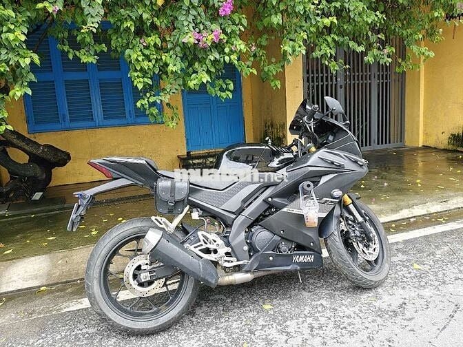 R15 Full Option - Độ dáng ngồi Sport City