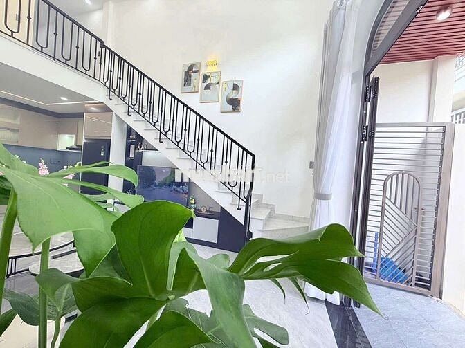 Nhà nhỏ gọn, đủ chỗ cho gia đình trẻ, giá chỉ bằng tiền thuê chung cư.