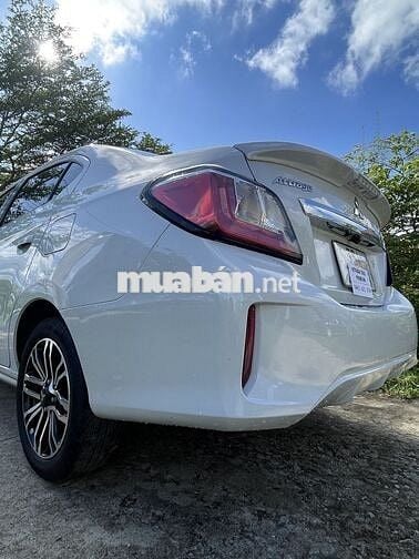 Mitsubishi Attrage 2023 Premium 1.2 CVT - 68000 km