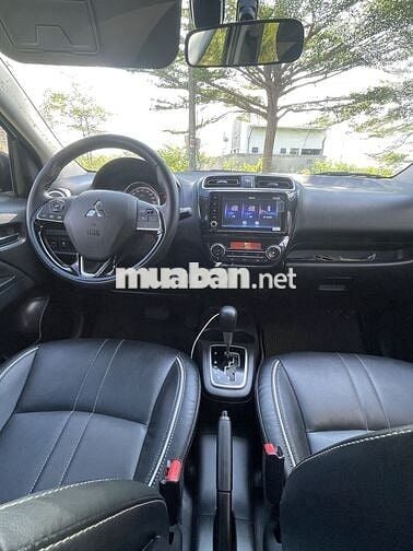 Mitsubishi Attrage 2023 Premium 1.2 CVT - 68000 km