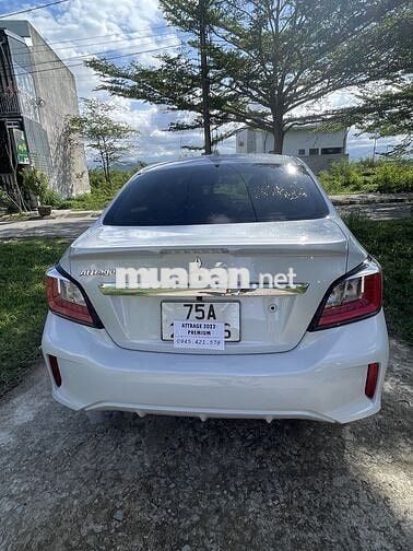 Mitsubishi Attrage 2023 Premium 1.2 CVT - 68000 km