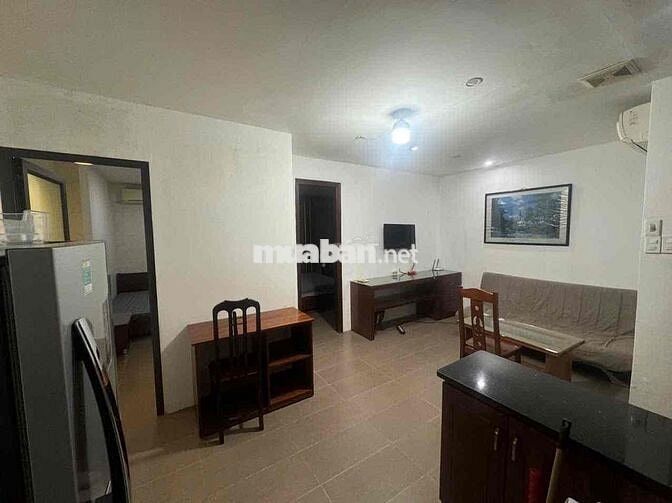 Phòng studio CCMN 6 tầng, mặt đường, có thang máy
