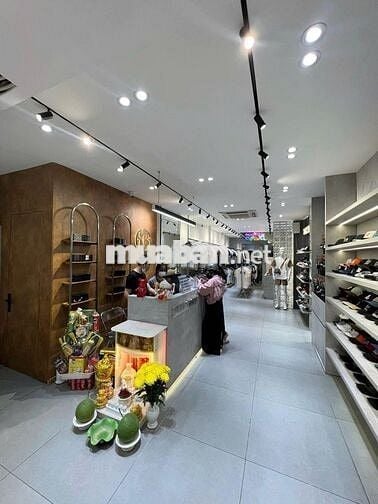 SIÊU PHẨM NHÀ MỚI LÊN - MT 2 CHIỀU - 243A VÕ VĂN TẦN,Tổng DTSD 240m2