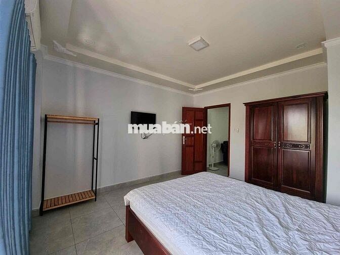 Căn hộ 1 phòng ngủ - Ban công Full nội thất - Gần KCX Tân Thuận Quận 7
