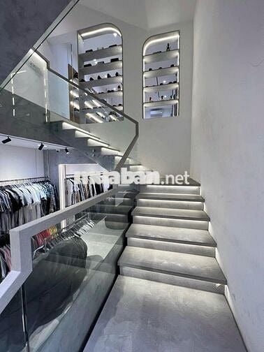SIÊU PHẨM NHÀ MỚI LÊN - MT 2 CHIỀU - 243A VÕ VĂN TẦN,Tổng DTSD 240m2