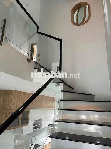 CHO THUÊ NHÀ 3 LẦU MỚI ĐẸP - CÓ THANG MÁY KDC ĐƯỜNG 30/4
