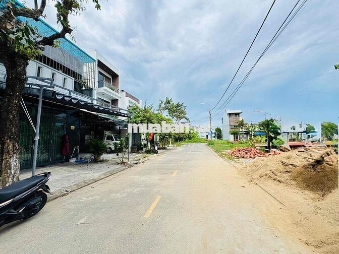 Bán đất Bá Giáng 6, khu Bá Tùng- Hoà Quý 3Tỷ8 vị trí đẹp