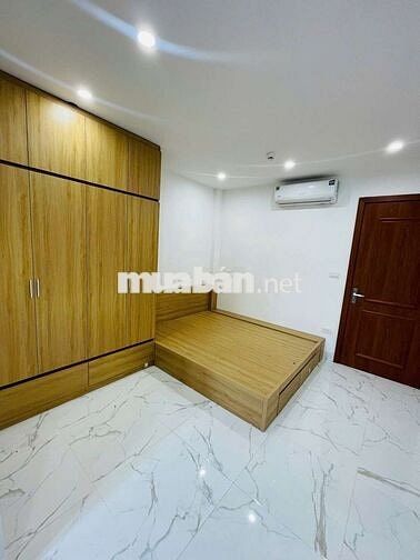Ngõ 250 Bạch Mai 1tr5 2tr4 3tr7 4tr5 full đẹp khép kín.