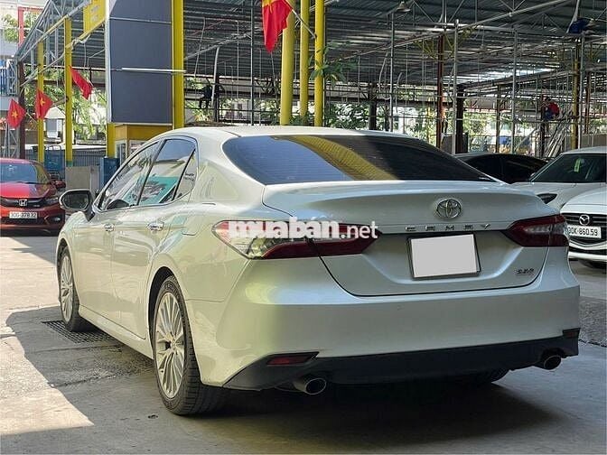 Toyota Camry 2.5Q 2021 Nhập Thái 1 chủ Odo 5v4km