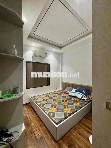 Bán nhà NGỌC THUỴ ngõ nông và siêu rộng,GARA Ô TÔ