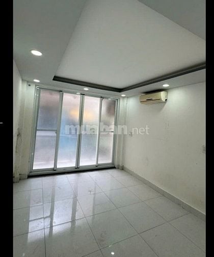 Bán nhà HXH 573 Trần Hưng Đạo Q1 dt 3,3x9m nhà 3 tầng chỉ 6,35 tỷ.