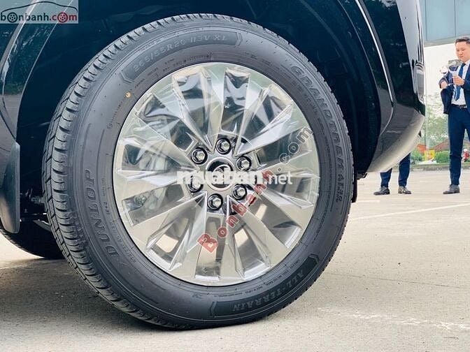 Toyota Land Cruiser 3.5 V6 2025 - 4 Tỷ 580 Triệu
