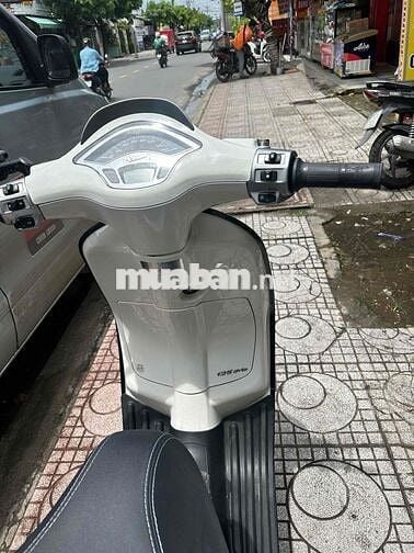 vecpa đen vuông chính chủ ra kí ( có trả góp)