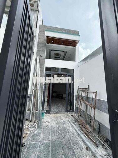Bán nhà riêng biệt trệt lầu 3 phòng ngủ ngay khu vực Hóc Môn chỉ 465tr