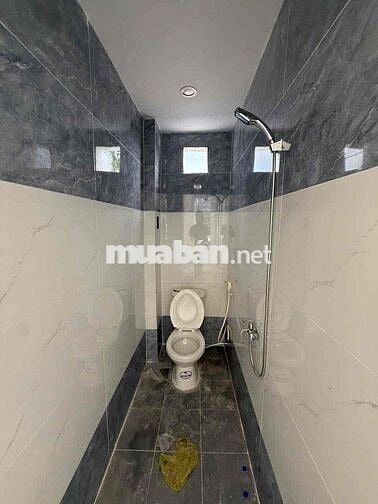 Bán nhà riêng biệt trệt lầu 3 phòng ngủ ngay khu vực Hóc Môn chỉ 465tr