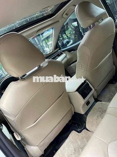 Dư dùng bán Toyota Camry 2.0 Date 2022 - Nhập