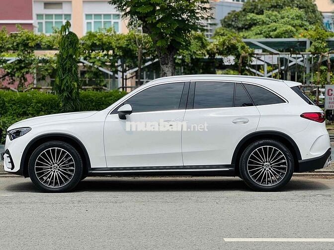 Mercedes Benz GLC300 4Matic 2023 Lướt Nhẹ