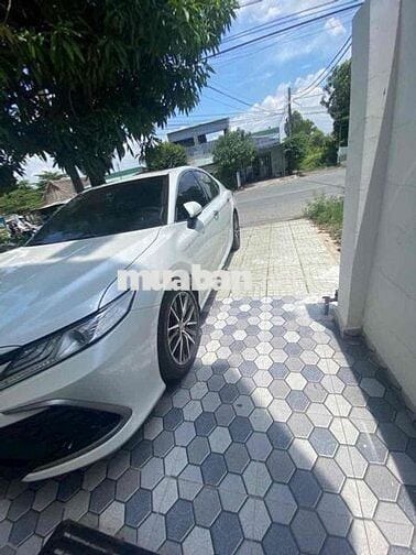 Dư dùng bán Toyota Camry 2.0 Date 2022 - Nhập