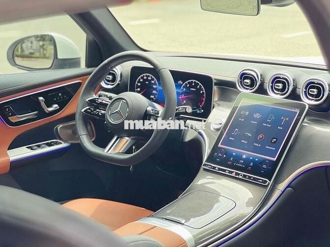 Mercedes Benz GLC300 4Matic 2023 Lướt Nhẹ