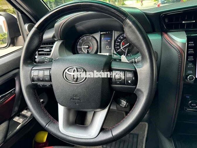 Toyota Fortuner 2020 Legender 2.4AT  - 66000 km