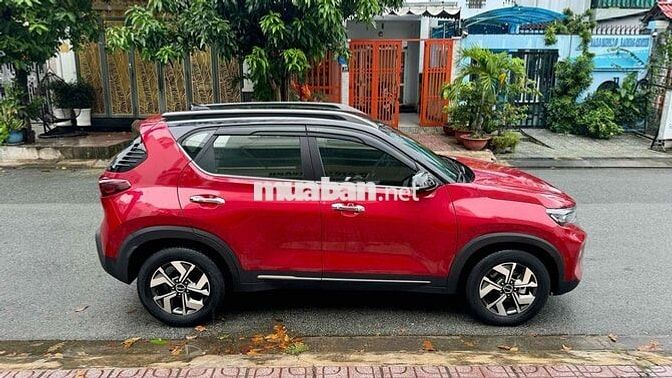 Kia Sonet 2023 Luxury 1.5 AT - 16000 km