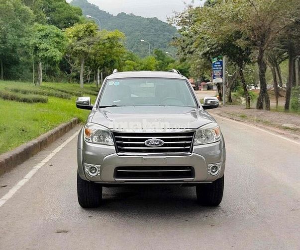 Ford Everest 2012 Limited máy Dầu số tự động 7 chỗ