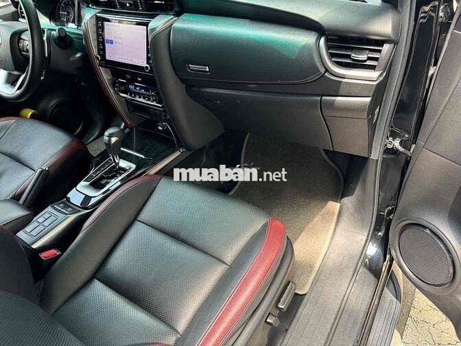Toyota Fortuner 2020 Legender 2.4AT  - 66000 km
