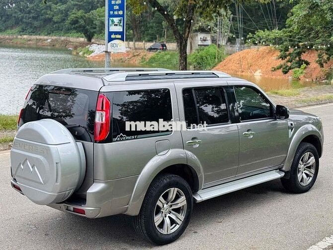 Ford Everest 2012 Limited máy Dầu số tự động 7 chỗ