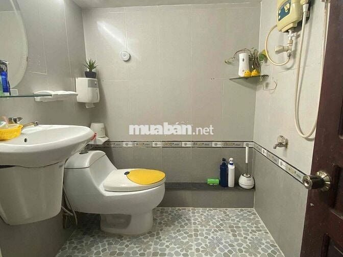 BÁN CĂN HỘ CC TẦNG 4 TRẦN QUANG DIỆU P.13 Q3 45M2 2NGỦ 2WC -GIÁ 2.38TỶ