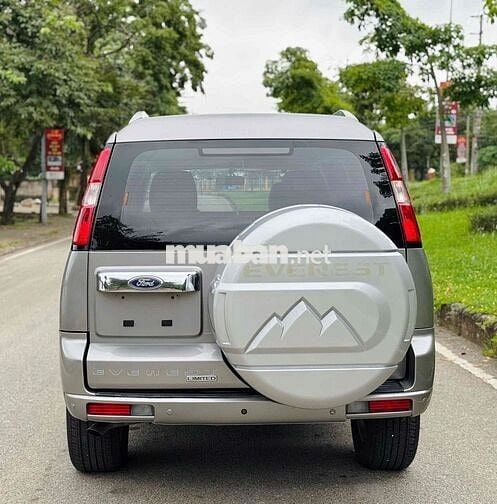 Ford Everest 2012 Limited máy Dầu số tự động 7 chỗ