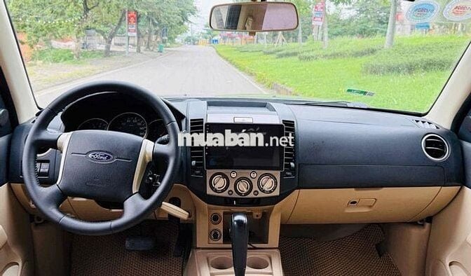 Ford Everest 2012 Limited máy Dầu số tự động 7 chỗ