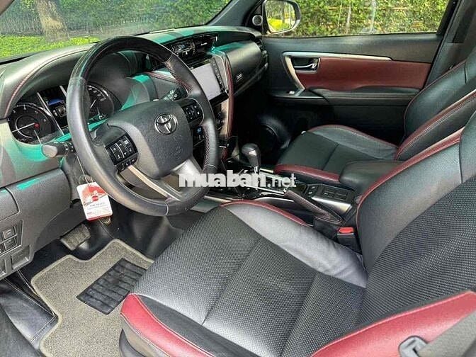 Toyota Fortuner 2020 Legender 2.4AT  - 66000 km