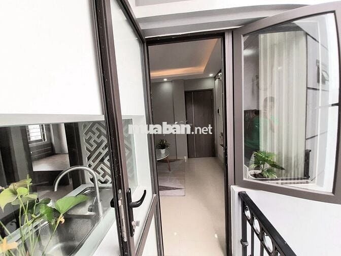BÁN CHUNG CƯ G3 THỤY KHUÊ, HOÀNG HOA THÁM, Ở NGAY, OTO ĐỖ CỬA