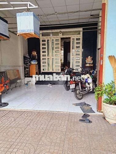 Bán nhà 3 lầu, Tân Thới Nhất 2 Q12 ,DT:200m (7×32 ) giá 11 tỷ