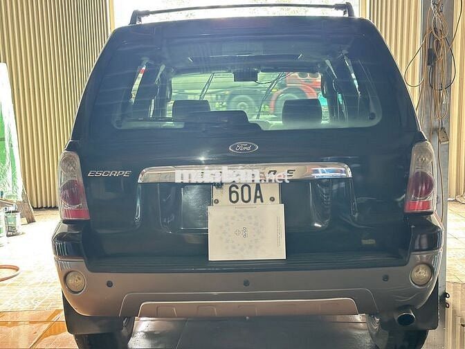 Ford Escape 2004 3.0 V6 - 182000 km