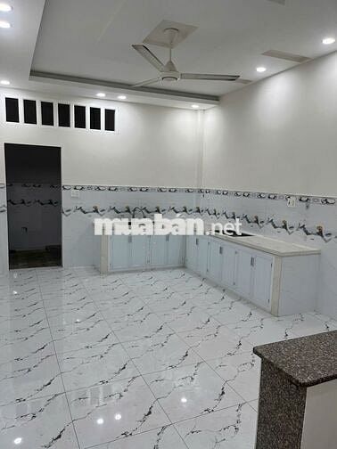 Nhà Nguyên Căn 90m2 TX33 Hẻm Xe tải Gần Chợ,TRường Học,Ưu Tiên lâu dài