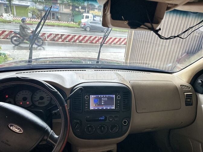 Ford Escape 2004 3.0 V6 - 182000 km